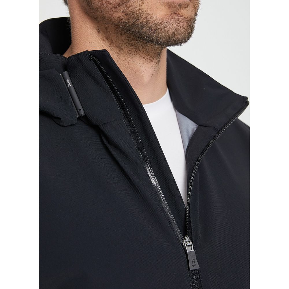 Front view with bag zipped and handles upright.