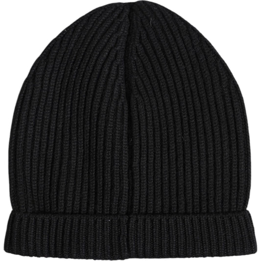 Dolce & Gabbana black cashmere knitted winter beanie hat for men with logo, made in Italy. Stylish and warm for winter.
