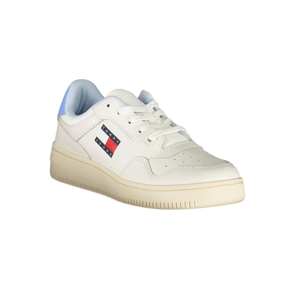 Tommy Hilfiger White Leather Women Sneaker with contrasting details and iconic logo, offering style and comfort for a sporty-chic look.