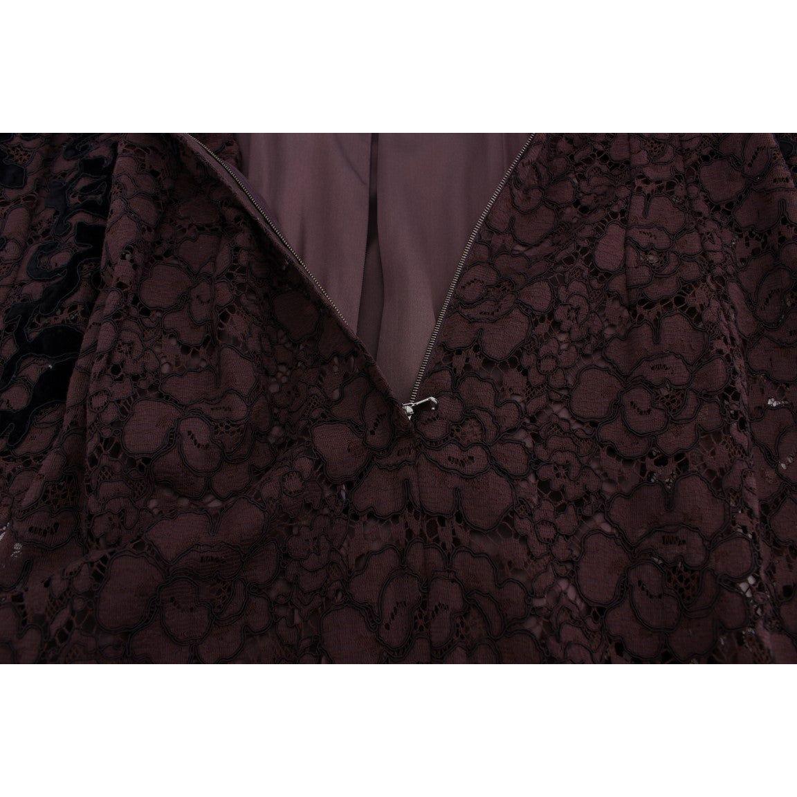 优雅紫色花卉蕾丝长裙