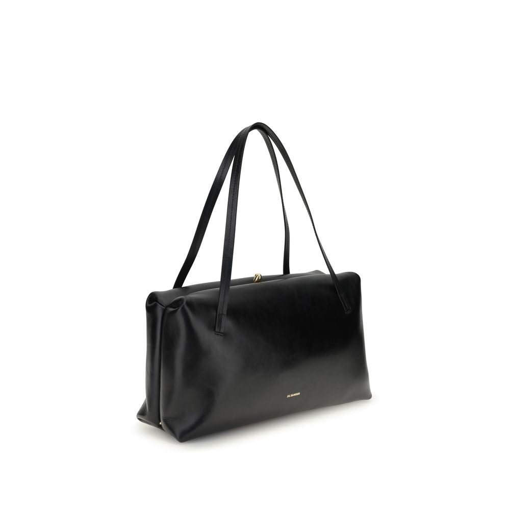 Front view with bag zipped and handles upright.
