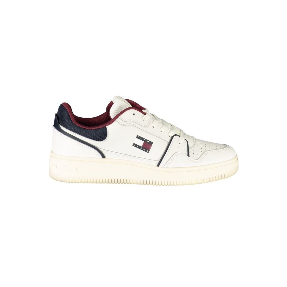Tommy Hilfiger White Leather Men Sneaker with bold contrasting details and logo, blending comfort and style for the fashionable go-getter.