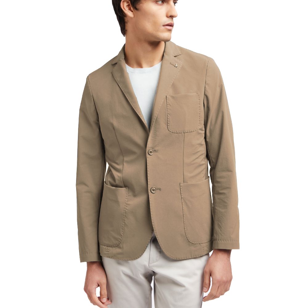 Front view with bag zipped and handles upright.