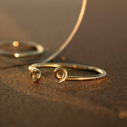 AN JEWELS JEWELRY Mod. AL.BAW03Y elegant bracelet on display