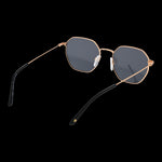 BULGET MOD. BG3318M 5304AP gent sunglasses with gold frames and black temples, stylish eyewear for men.