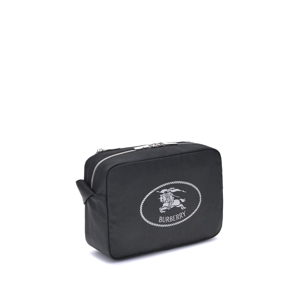 Front view with bag zipped and handles upright.