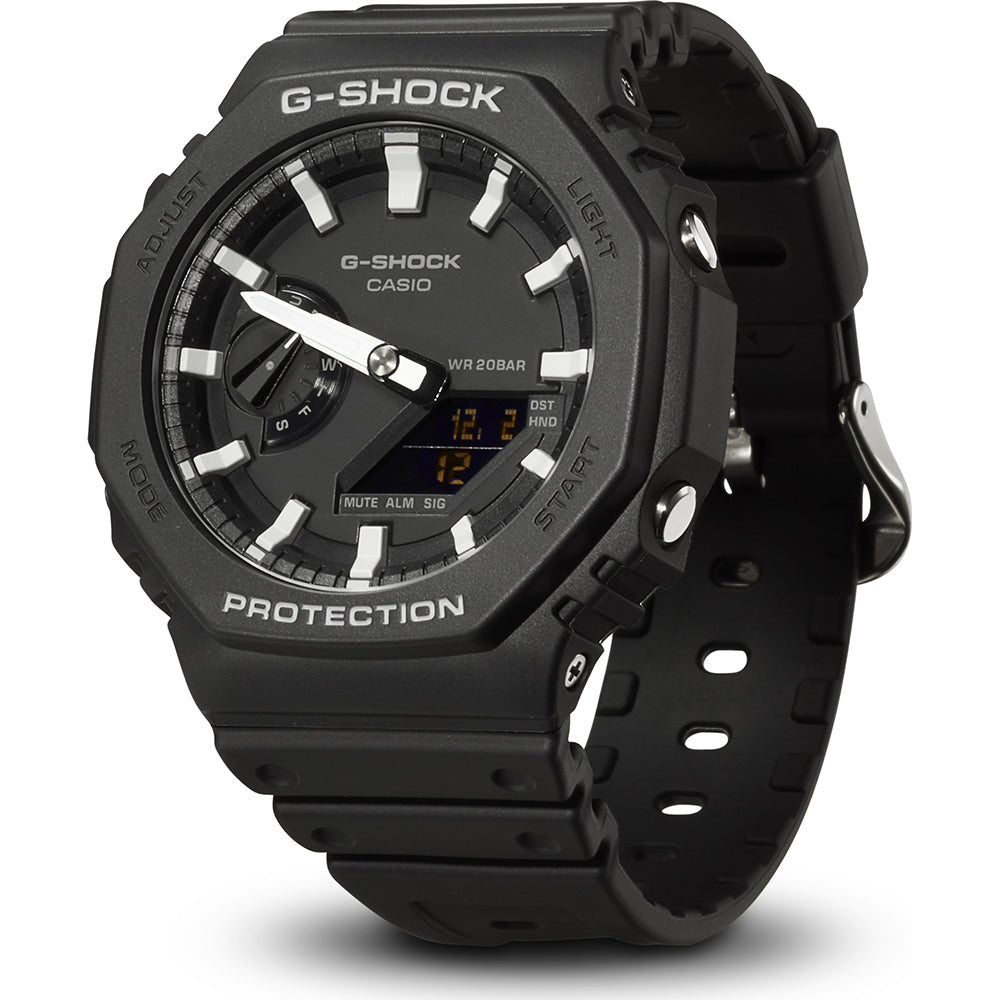 CASIO G-SHOCK Mod. OAK Black wristwatch with carbon and resin case, water resistant to 20 ATM, multifunction quartz movement.