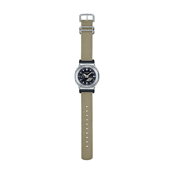 CASIO G-SHOCK Mod. OAK METAL COVERED - UTILITY SERIE KHAKI BEIGE wristwatch with 44.5mm case, 20 ATM water resistance, and fabric strap.