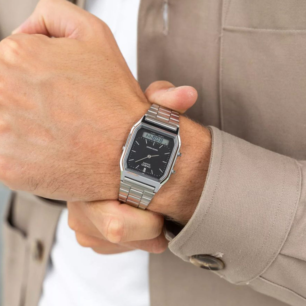 CASIO VINTAGE Mod. EDGY COLLECTION SUNRAY DIAL - BLACK