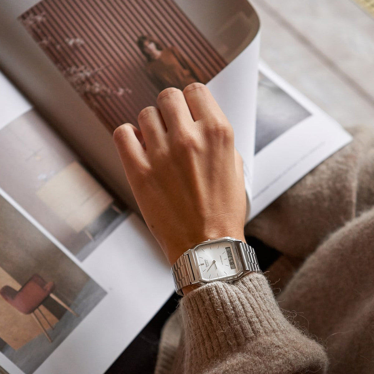 CASIO VINTAGE Mod. EDGY COLLECTION SUNRAY DIAL - SILVER