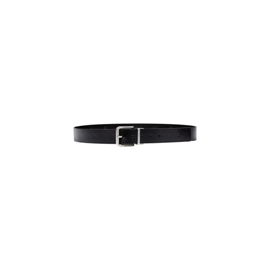 Calvin Klein Jeans Black Leather Belt with polished metal buckle, essential for casual or smart outfits, crafted from 100% leather.