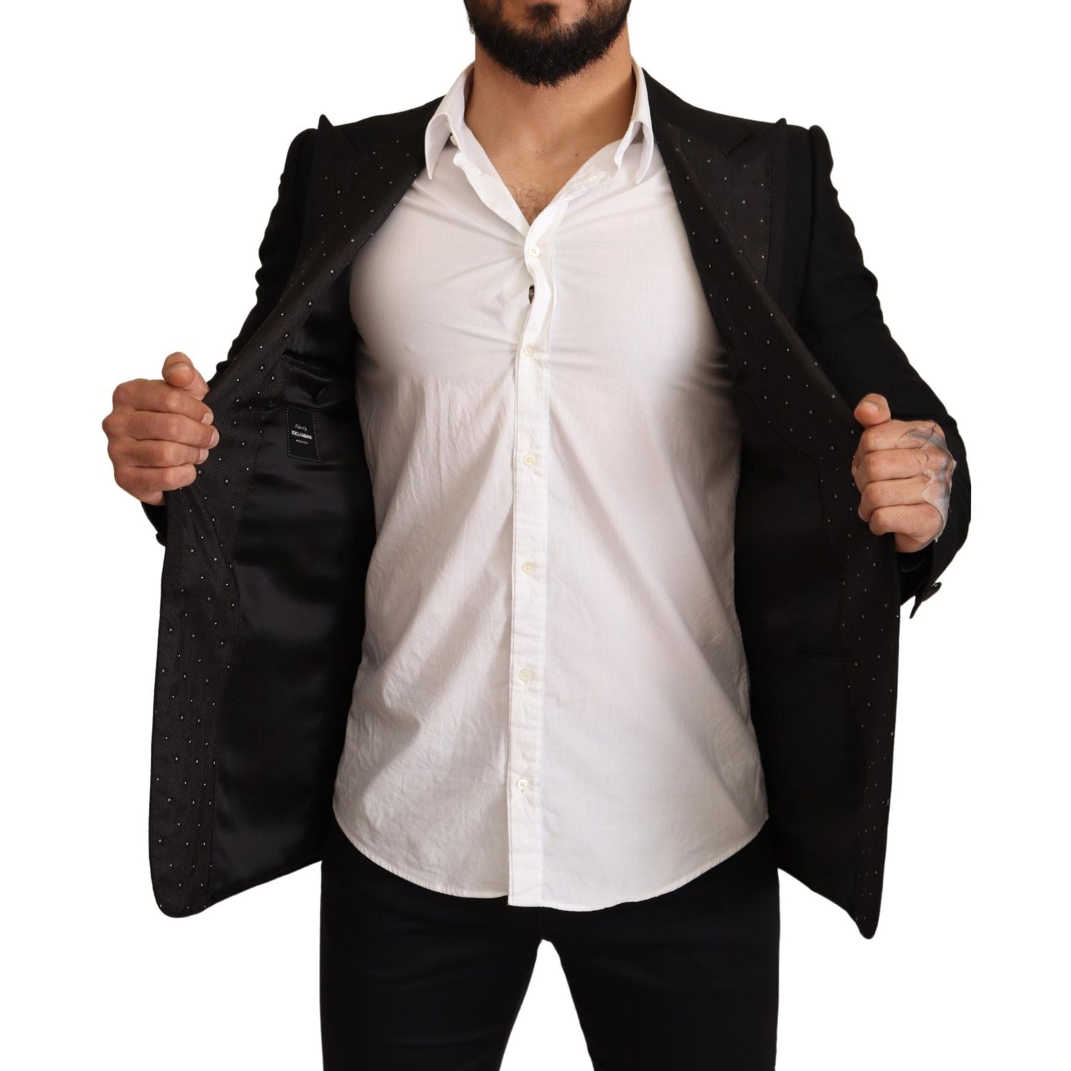Front view with bag zipped and handles upright.