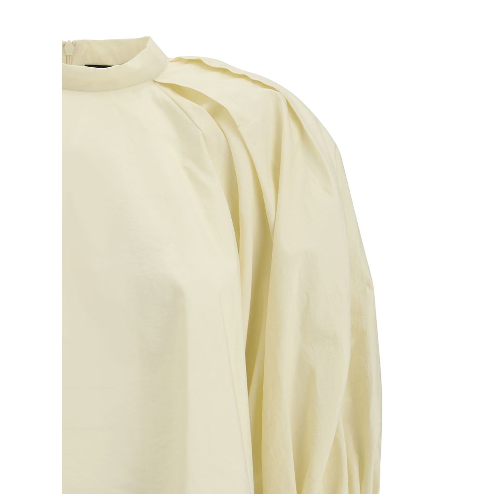 Front view with bag zipped and handles upright.