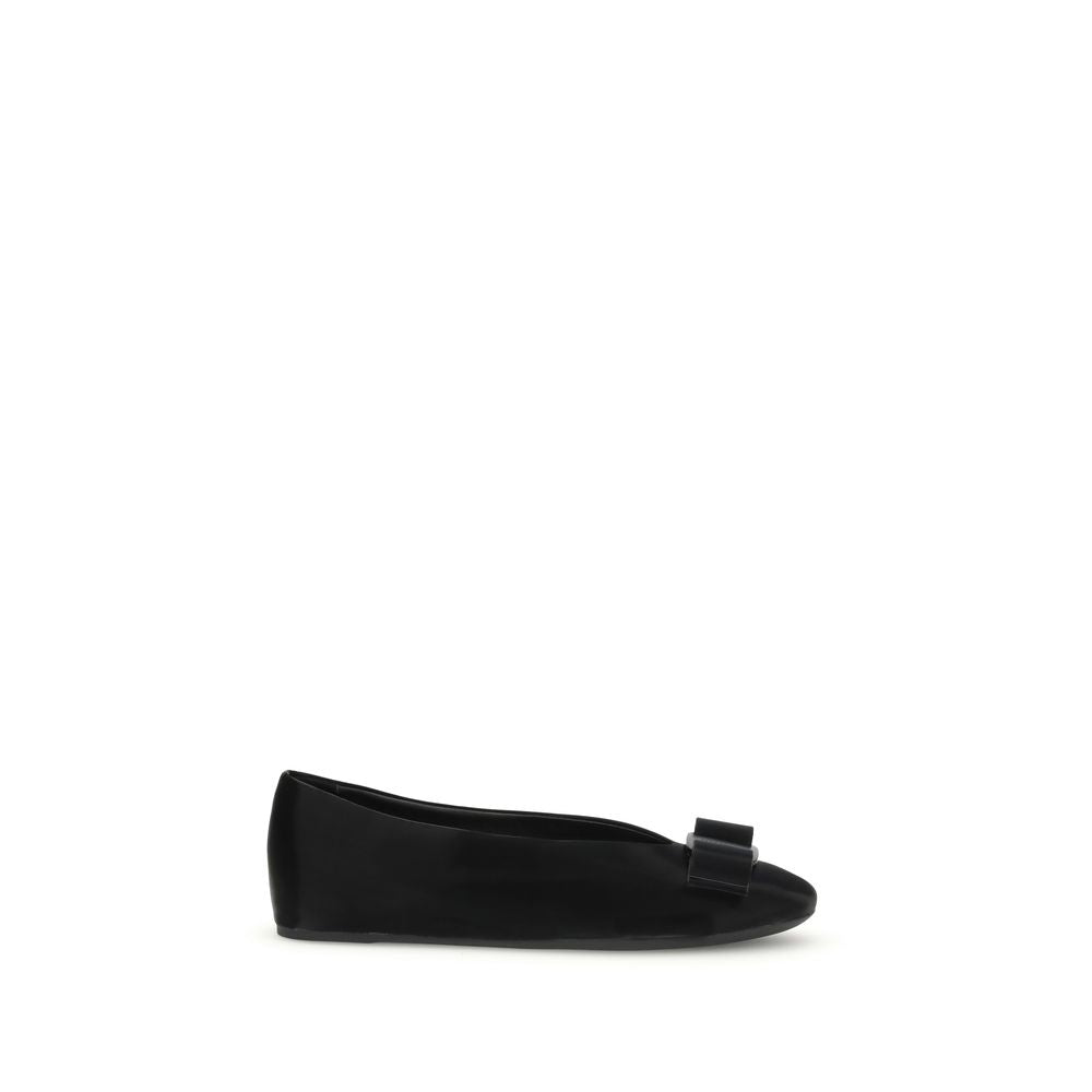 Ferragamo Black Calf Leather Bos Taurus Ballet Flats with Vara bow detail.