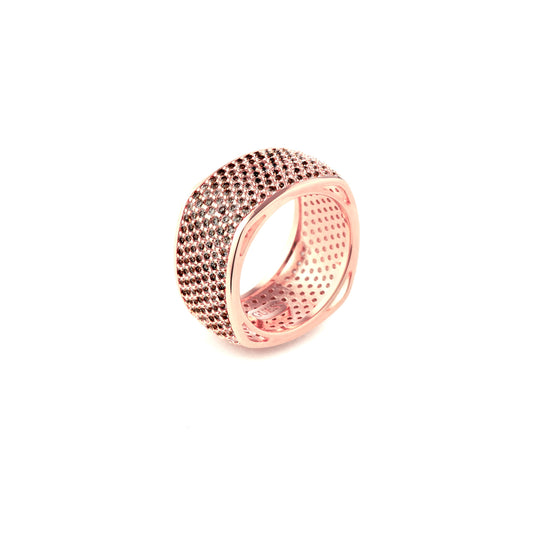 GUESS JEWELS JEWELRY Mod. JUBR04674JWRGBK54 rose gold ring with intricate design.