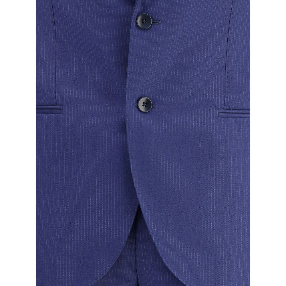 Close-up of Gi Capri Blue Fleece Wool Suits And Blazer showcasing buttons and lapels.