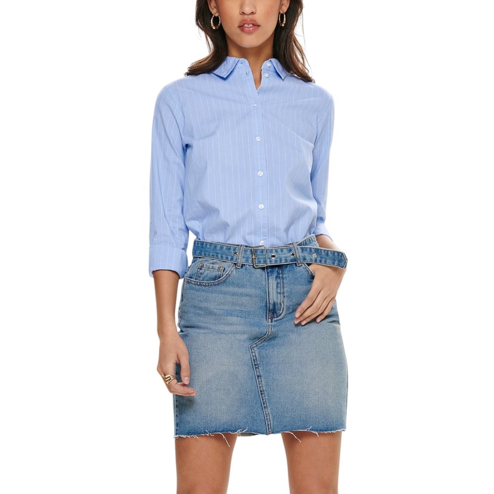 Woman wearing Jacqueline De Yong Blue Cotton Shirt with denim skirt