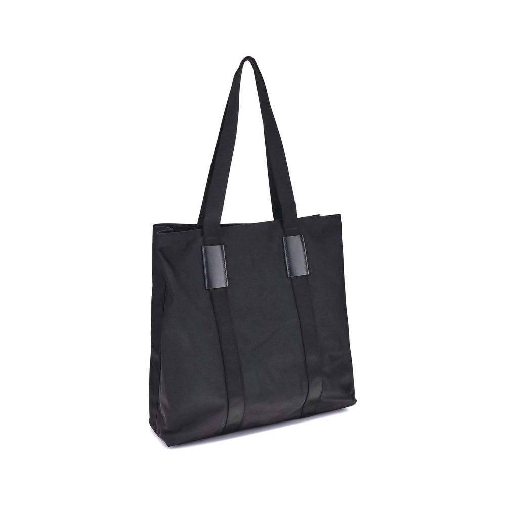 Front view with bag zipped and handles upright.