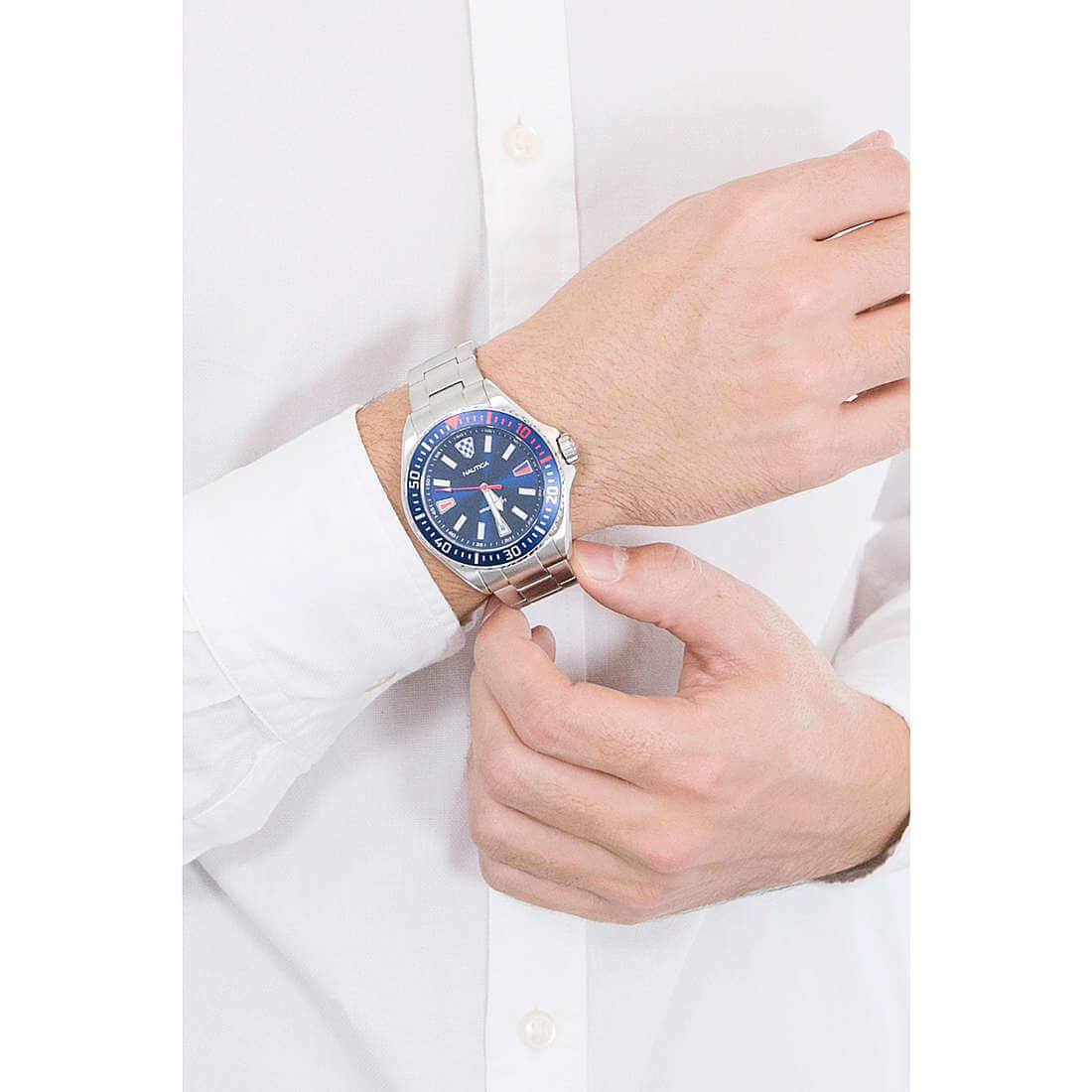 NAUTICA Mod. NAPCPS904 Quartz Analog Watch on wrist, 5 ATM water-resistant, mineral dial, multifunction, 46mm case, official packaging.