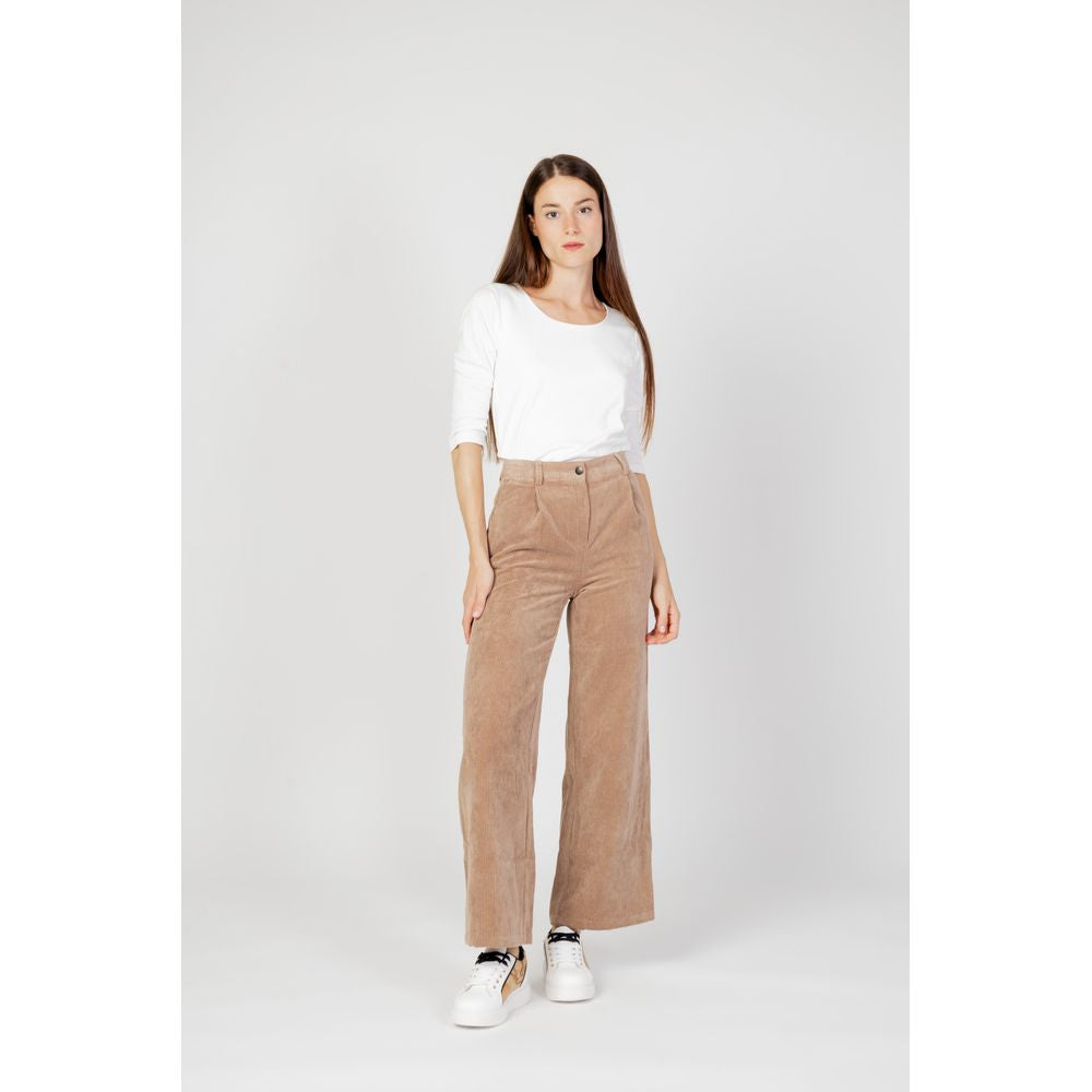 Woman wearing Street One Cream Cotton Long Sleeve top with wide-leg pants, showcasing elegant and comfortable style.