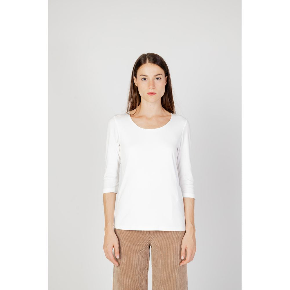 Street One Cream Cotton Long Sleeve women's t-shirt with round neckline and fitted silhouette, perfect for stylish casual looks.
