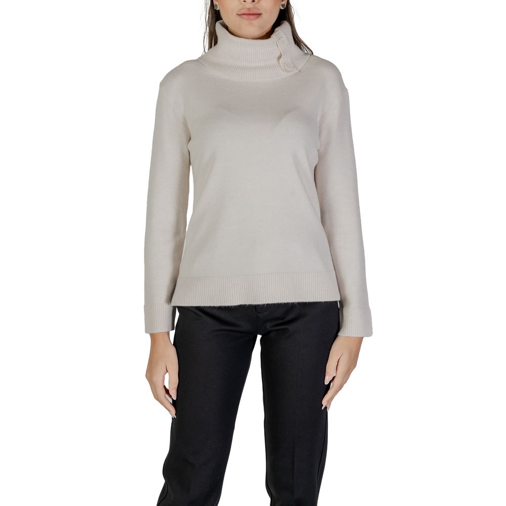 Street One Cream Viscose Turtleneck with side buttons, long sleeves, and soft knit fabric for warmth and style.