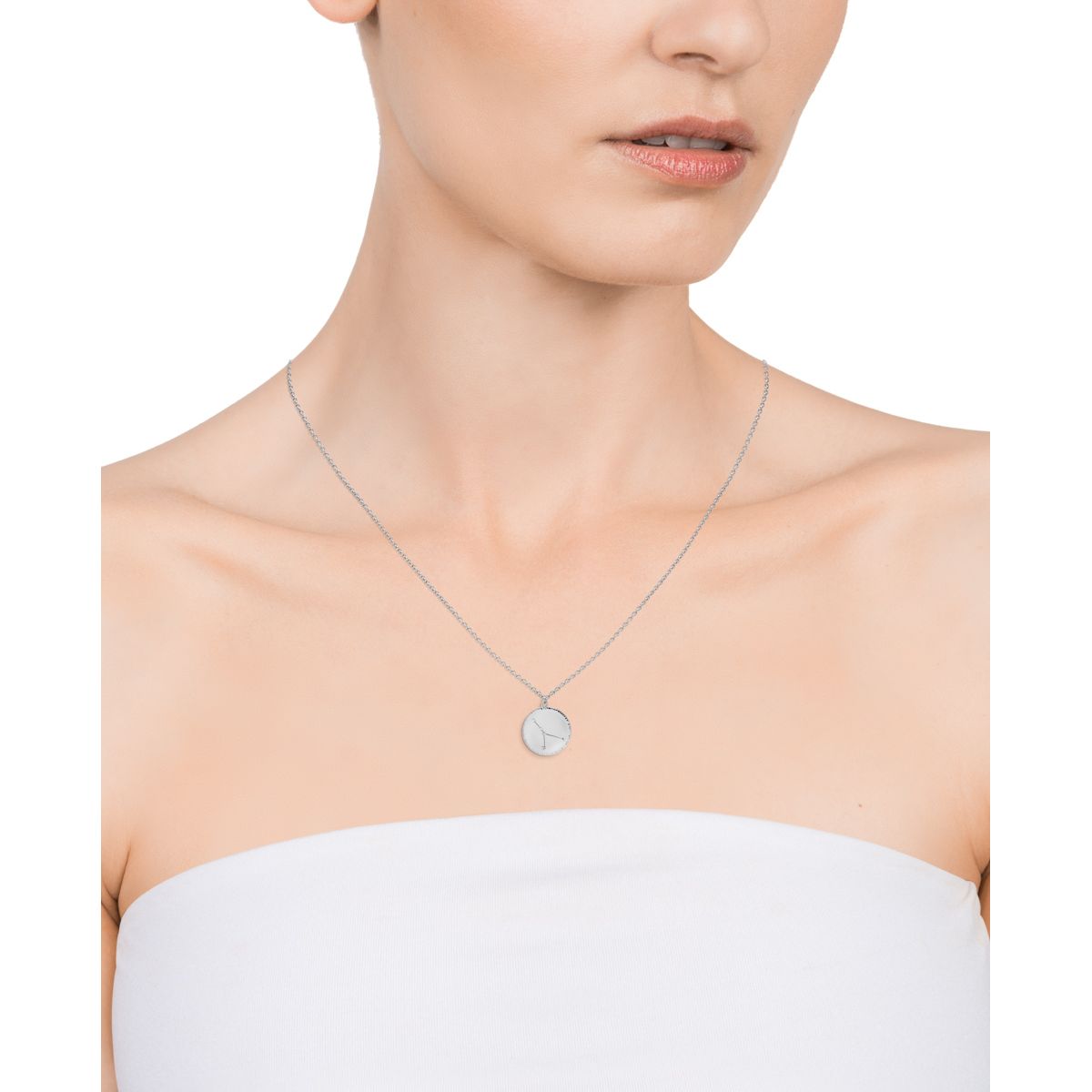 VICEROY JEWELS Mod. 61014C000-38CA silver necklace on model, elegant lady accessory with quartz charm, 42mm, multifunctional, 3 ATM water resistant