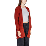 Woman wearing Vero Moda Red Viscose Cardigan in fall/winter knitwear collection