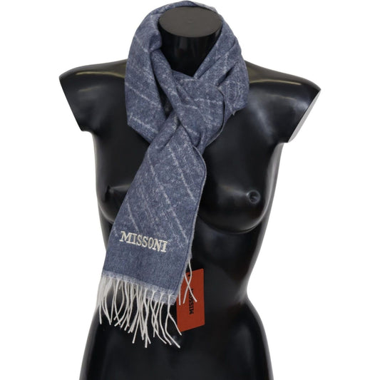 Elegant Cashmere Scarf with Signature Pattern