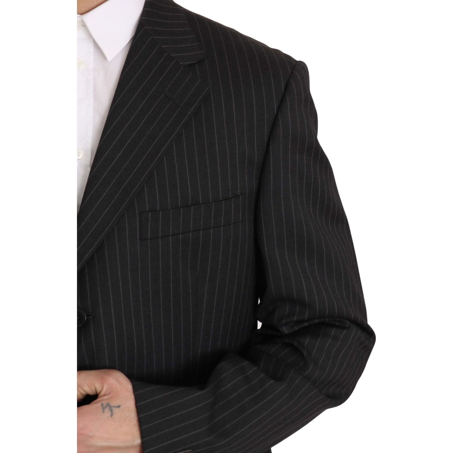 Z ZEGNA Elegant Black Striped Wool Suit black-striped-two-piece-3-button-100-wool-suit Suit IMG_7800-scaled.jpg