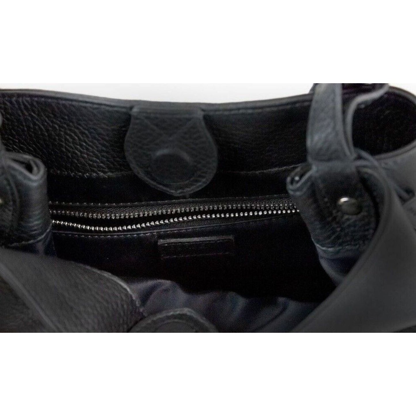 BurberryLorne Small Black Pebbled Leather Bucket Crossbody Handbag PurseMcRichard Designer Brands£1089.00