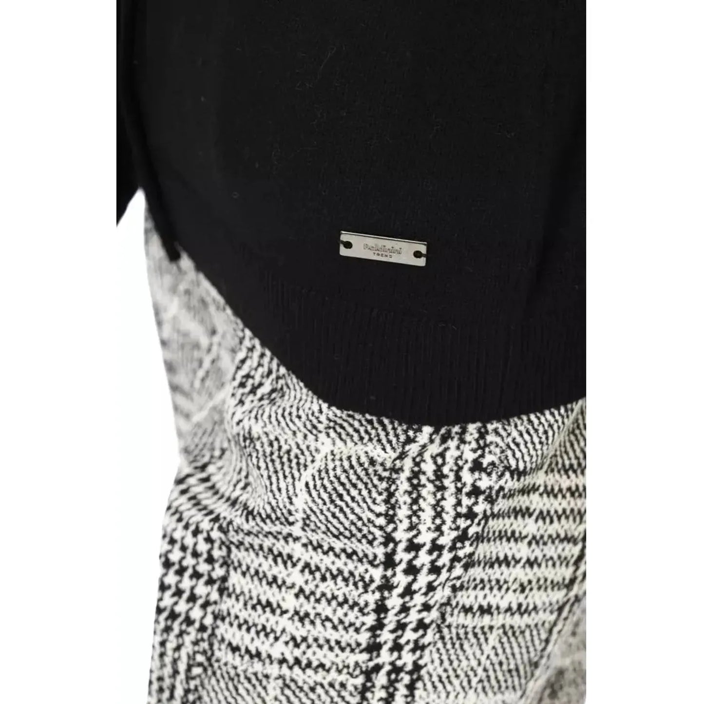 Baldinini Trend Elegant Long Sleeve Monogram Sweater black-wool-sweater-7 product-22332-1268963433-20-2024a6bb-582.webp